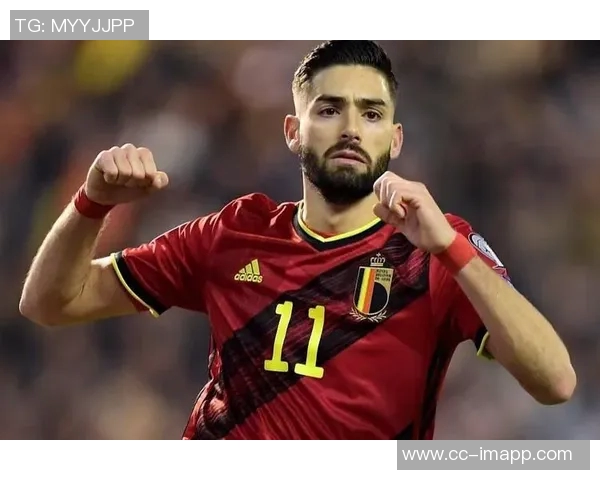 戴维森G联盟首秀表现抢眼火记期待他在未来大放异彩