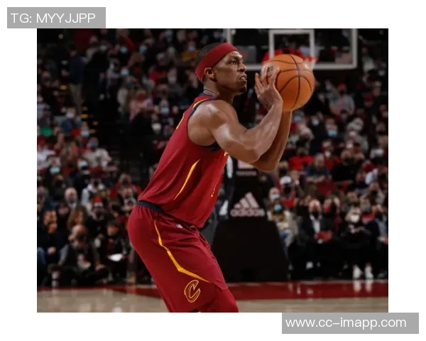 曼恩半场表现惊艳五投全中三分两中助球队取得领先 曼恩半场表现惊艳五投全中三分两中助球队取得领先