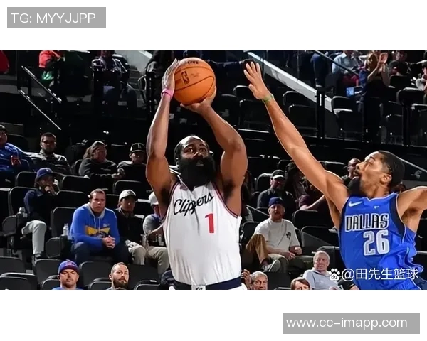 卢教练期待哈登与小卡错开上场时间却遭遇双双体力不支的困境 卢教练期待哈登与小卡错开上场时间却遭遇双双体力不支的困境